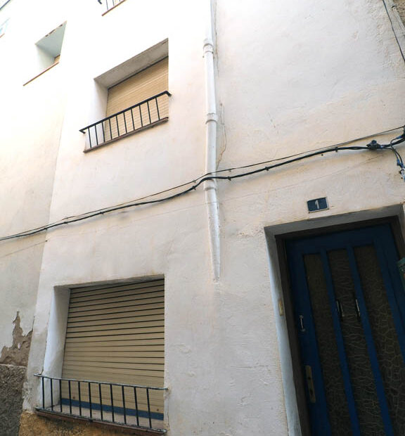 Casa de Poble a Batea carrer de la palla 1