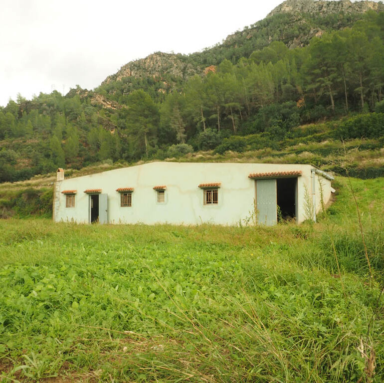 Casa al riu a Benifallet