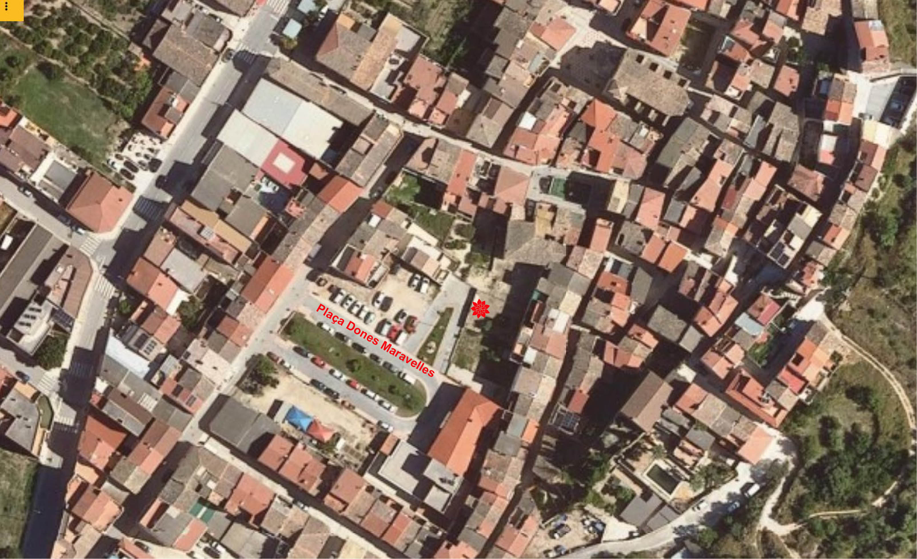Vista de la plaça i l'entorn